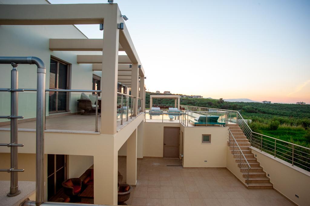 Villa Prigipessa Agia Marina Exteriér fotografie