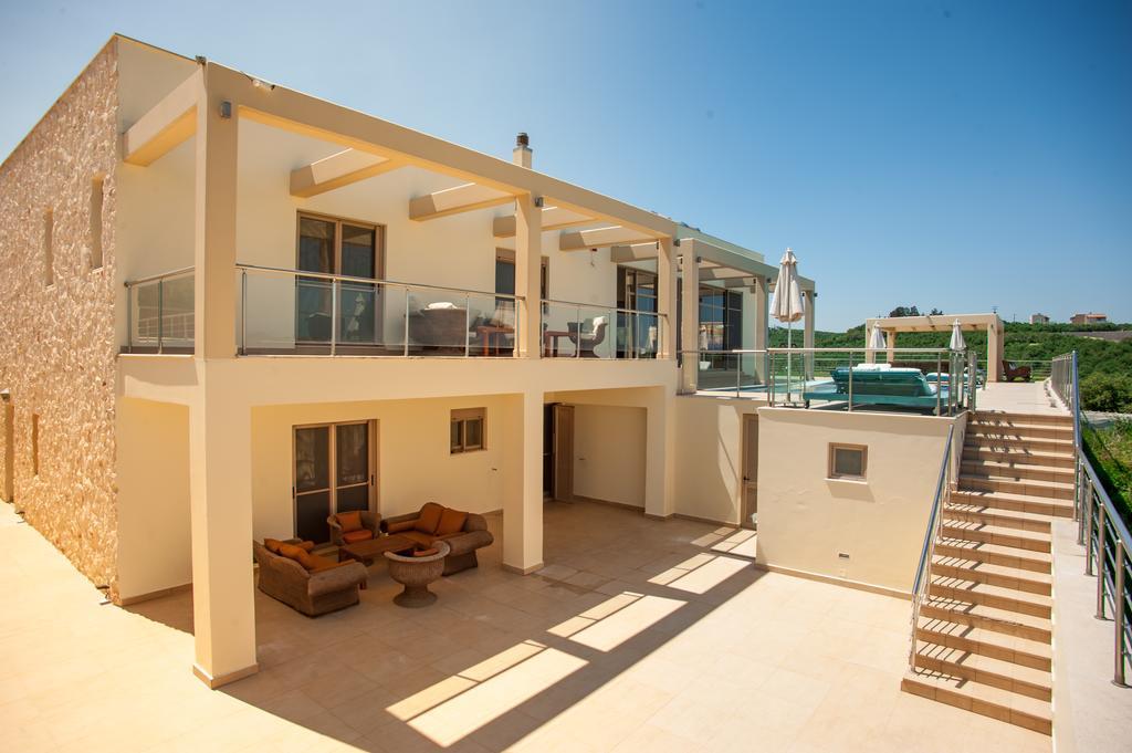 Villa Prigipessa Agia Marina Exteriér fotografie